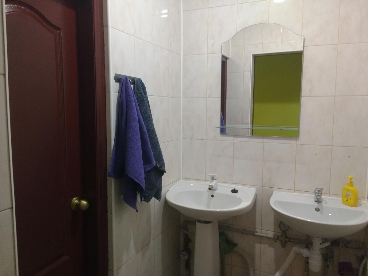 Yourhostel Дорогожичи Kyiv Exterior foto